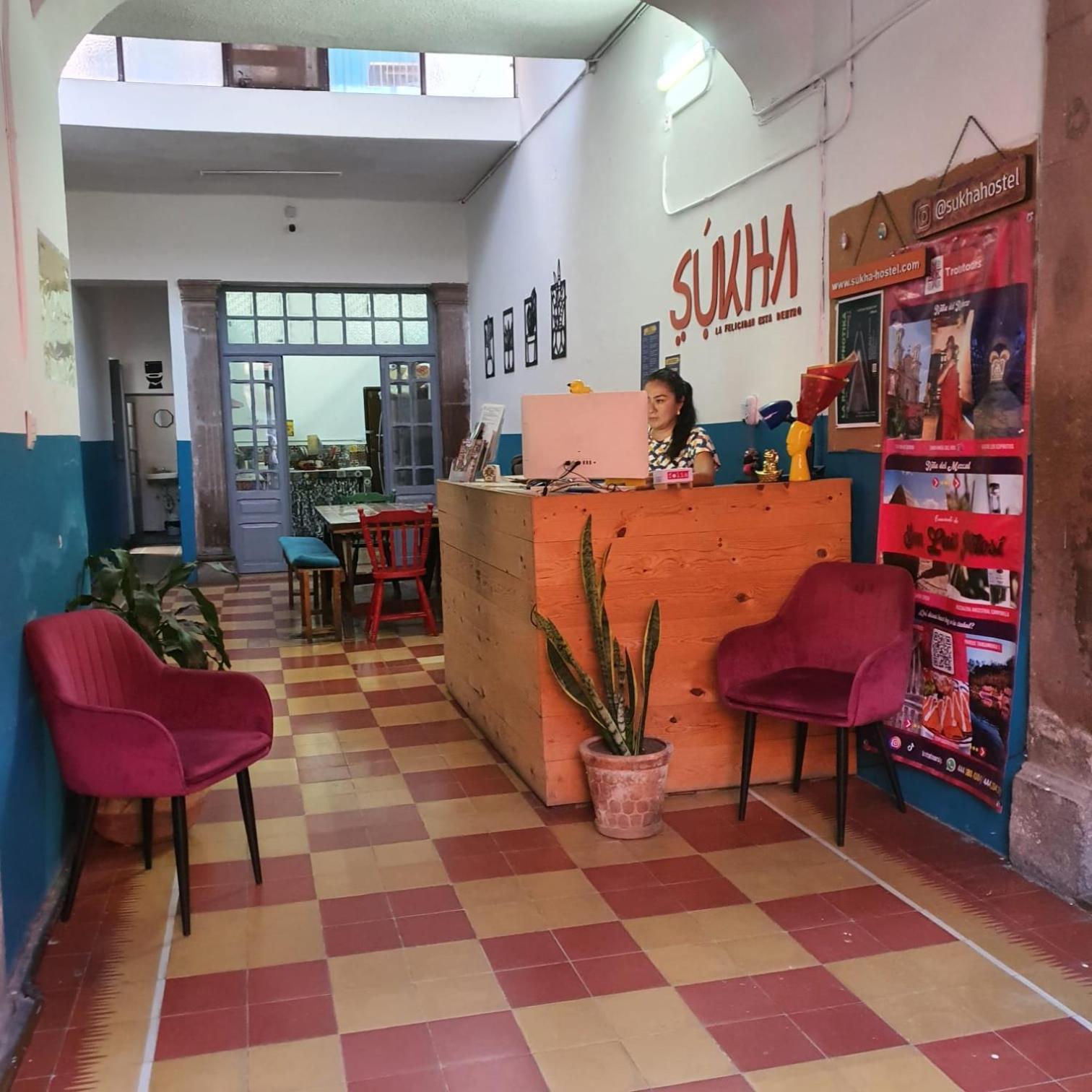 Sukha Hostel San Luis 산루이스포토시주 외부 사진